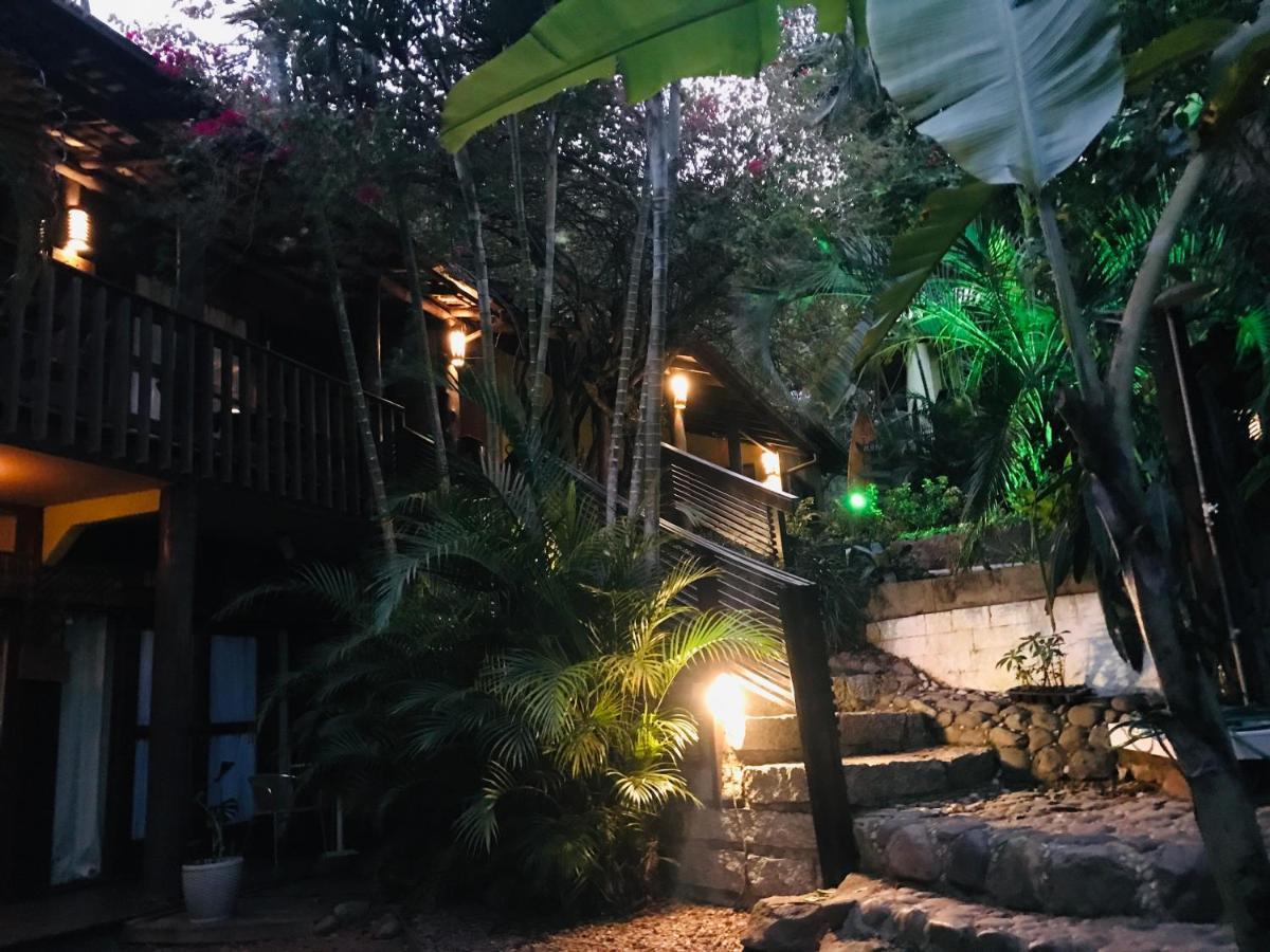 Pousada Aloha Beach House برايا دو روزا المظهر الخارجي الصورة